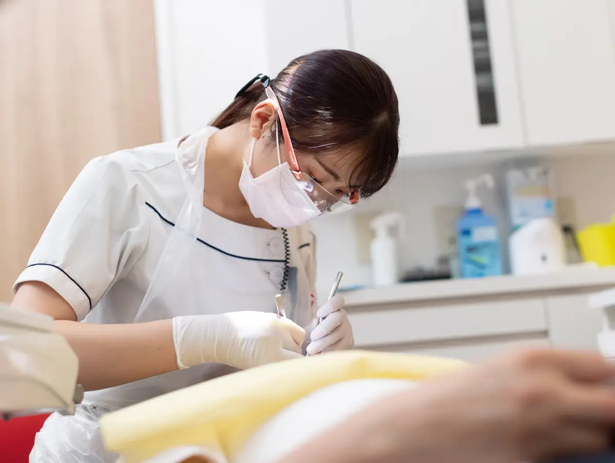 定期的な歯のお掃除が重要です。